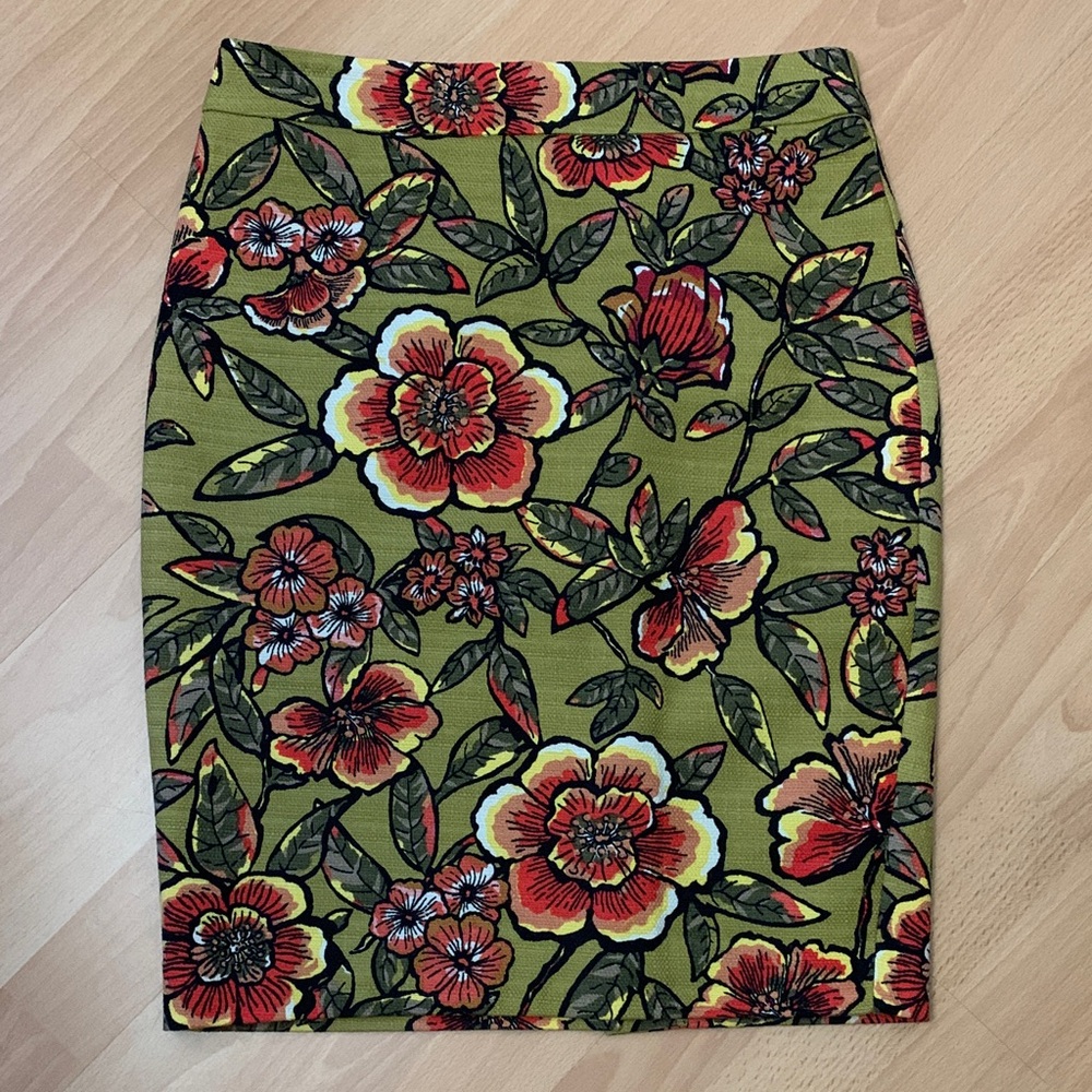 Ann Taylor Olive Green Floral Pencil Skirt Size 4